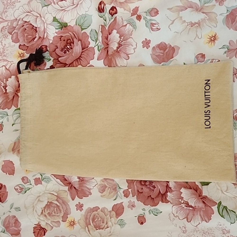 Louis Vuitton dust cover